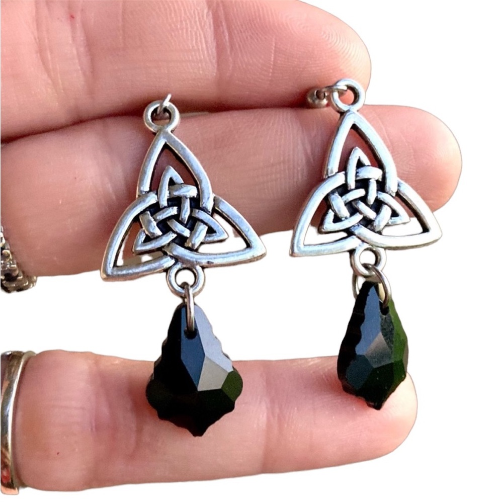 Celtic knot dangly earrings & black austrian crystals boho goth stainless steel